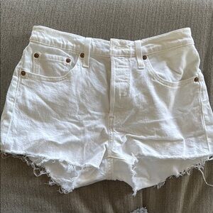 Women’s Levi denim shorts